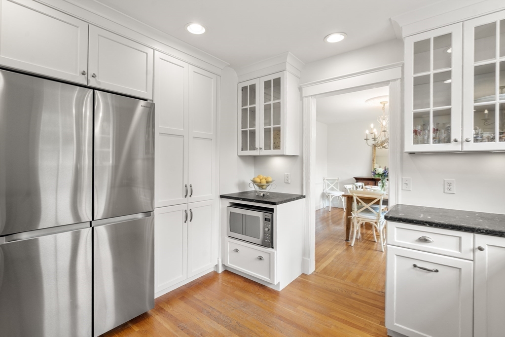 39 Manton Road Swampscott, MA 01907 - Photo 12 of 35 Gallery Image 12