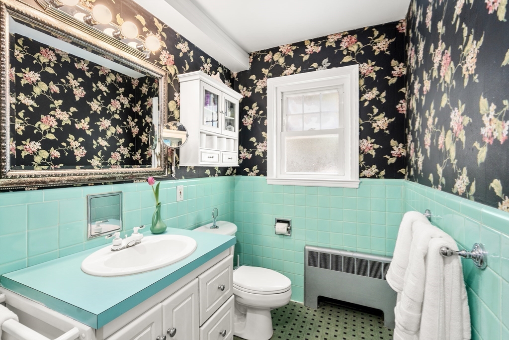 39 Manton Road Swampscott, MA 01907 - Photo 22 of 35 Gallery Image 22