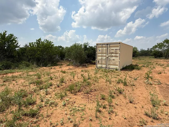 $134,900 | 2 Fm 140, Bigfoot, TX 78005