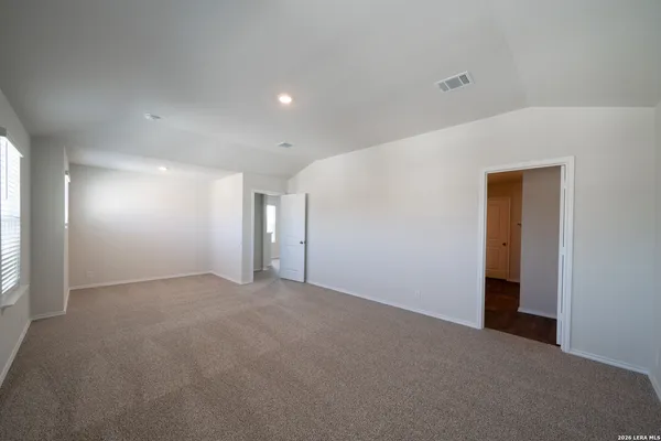 $2,600 | 111 Sabine Gull, San Antonio, TX 78253