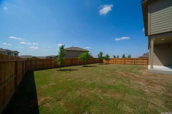 $2,600 | 111 Sabine Gull, San Antonio, TX 78253