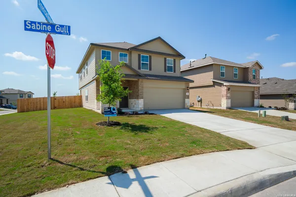 $2,600 | 111 Sabine Gull, San Antonio, TX 78253