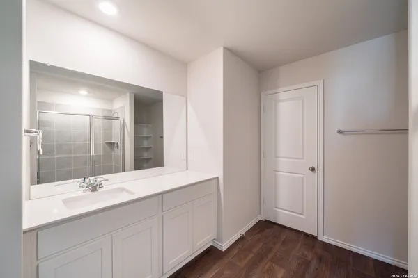 $2,600 | 111 Sabine Gull, San Antonio, TX 78253