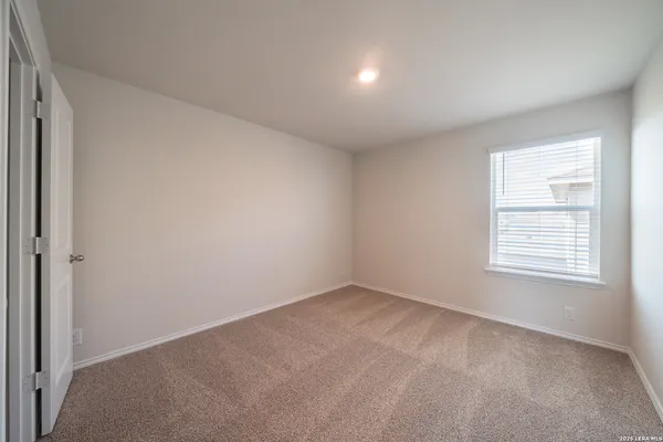 $2,600 | 111 Sabine Gull, San Antonio, TX 78253