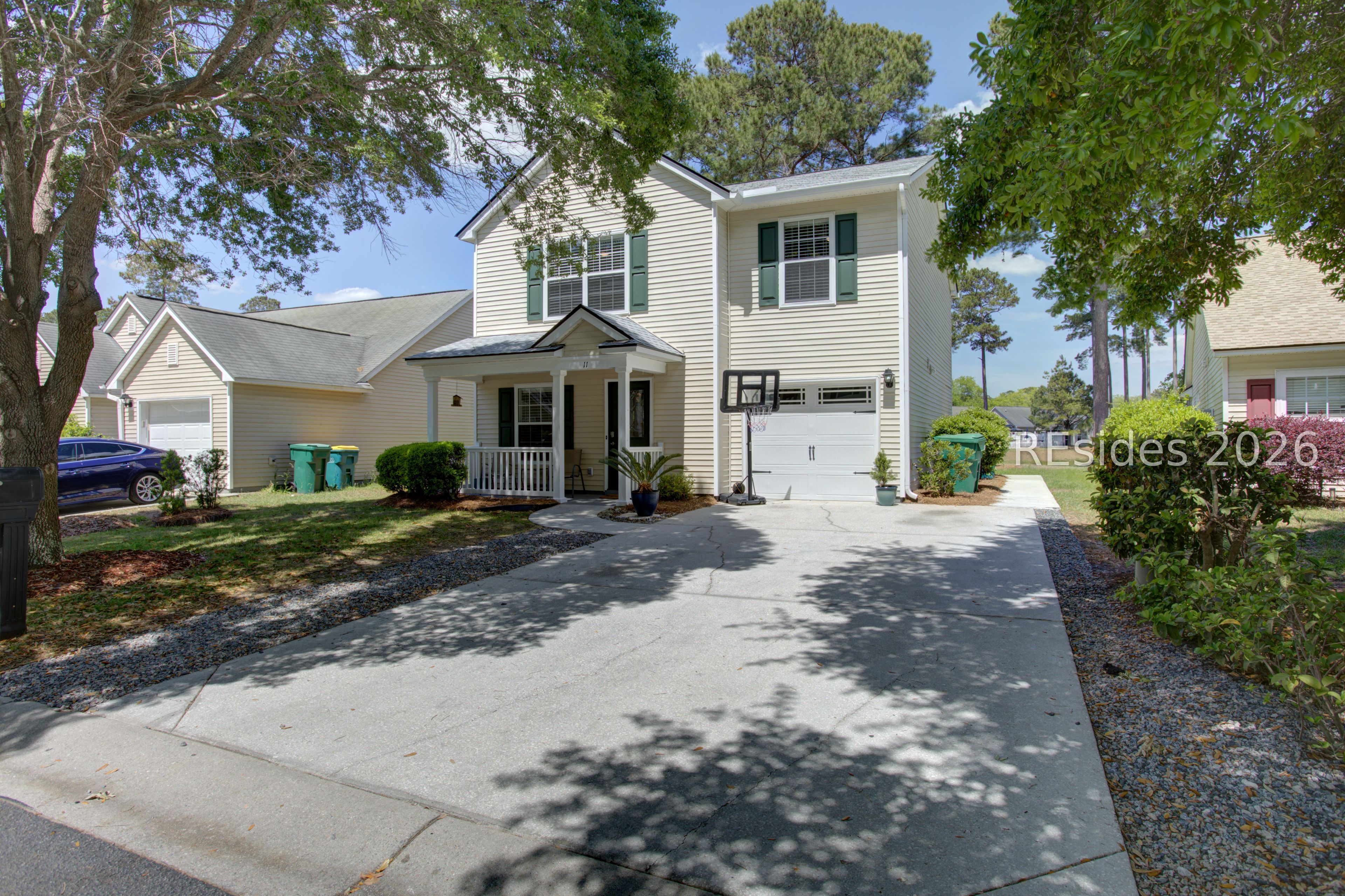 11 Wiregrass Way Bluffton, SC 29910 - Photo 2 of 39
