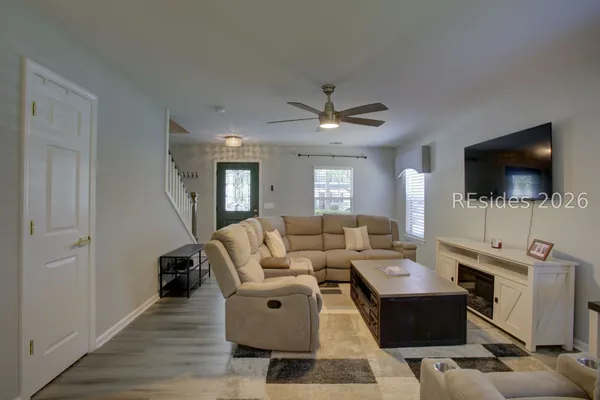 $409,000 | 11 Wiregrass Way, Bluffton, SC 29910