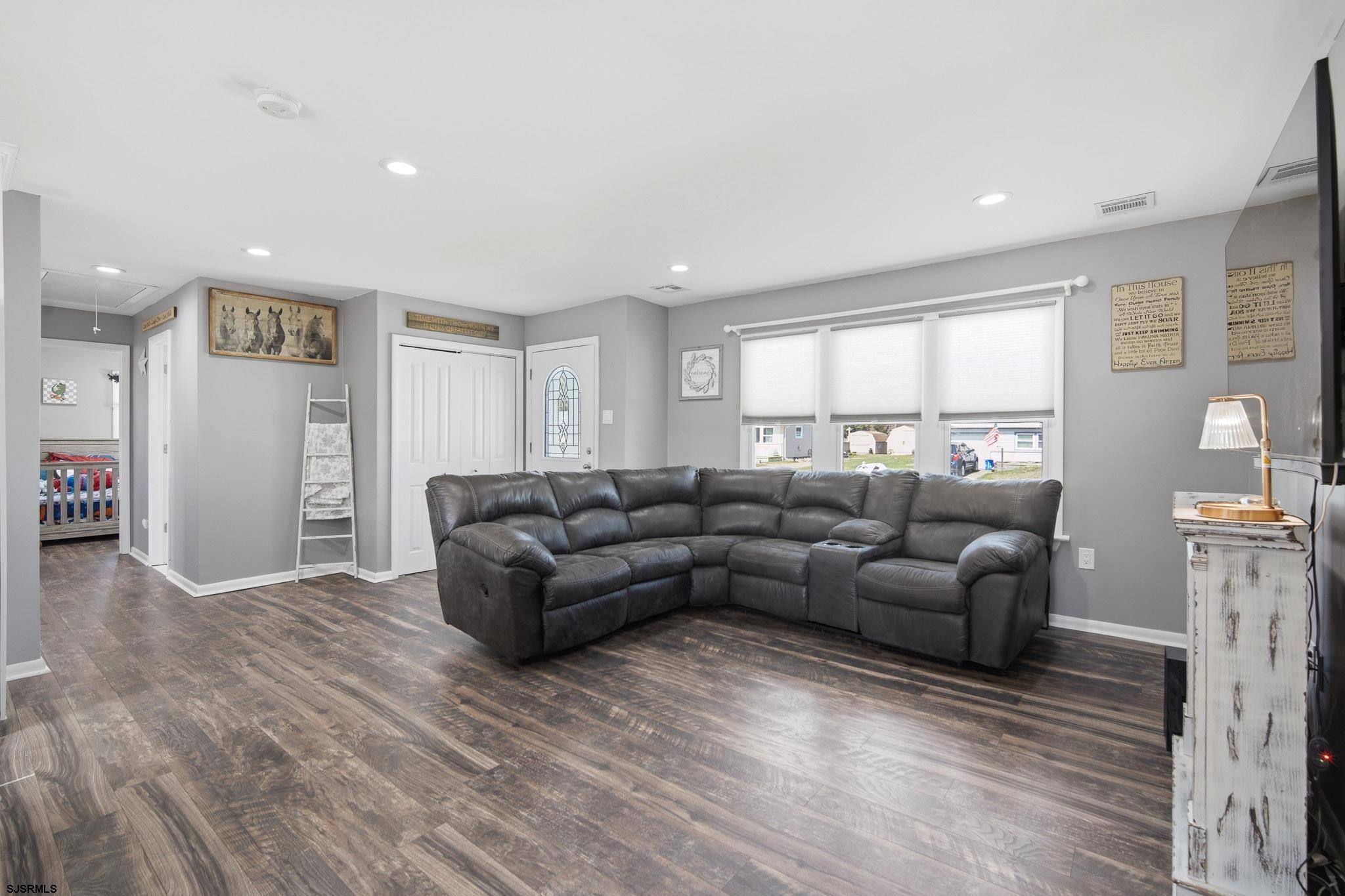 17 Princeton Road Somers Point, NJ 08244 - Photo 12 of 24