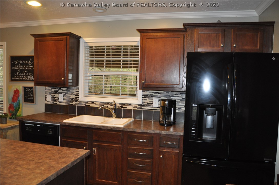 1695 Dog Fork Road Chapmanville, WV 25508 - Photo 13 of 28 Gallery Image 13