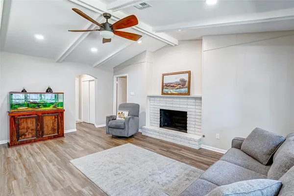 $3,500 | 9218 Hammerly Boulevard, Houston, TX 77080