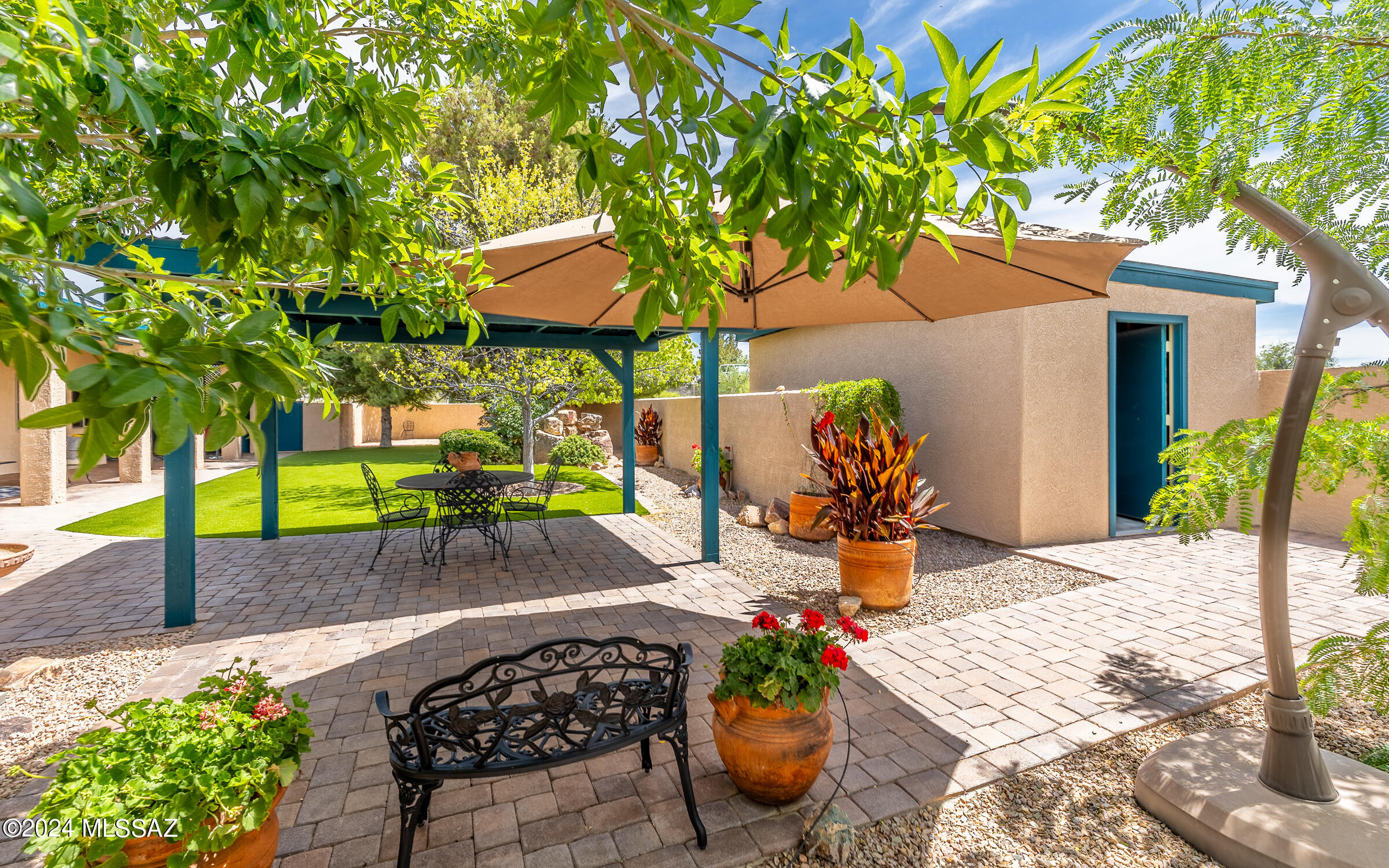 341 Sharon Road Vail, AZ 85641 - Photo 39 of 50 a front view of a house with garden