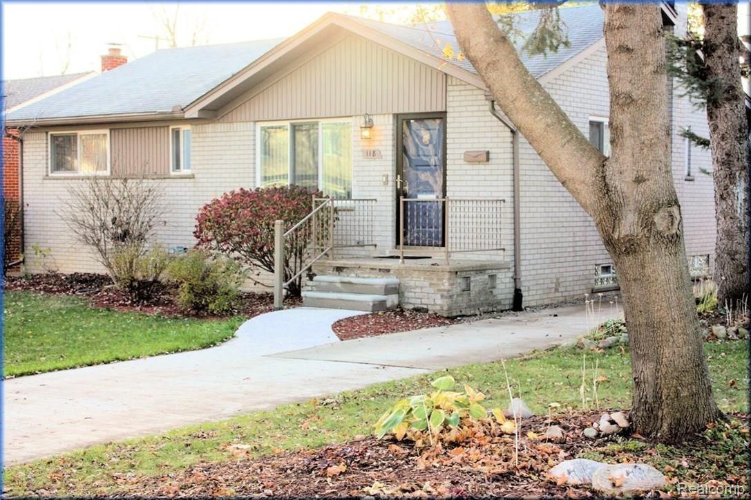 118 South Helen Avenue Rochester, MI 48307 - Photo 2 of 23 Front.jpg