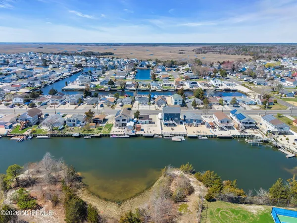 $375,000 | 413 Twin Lakes Boulevard, Little Egg Harbor, NJ 08087