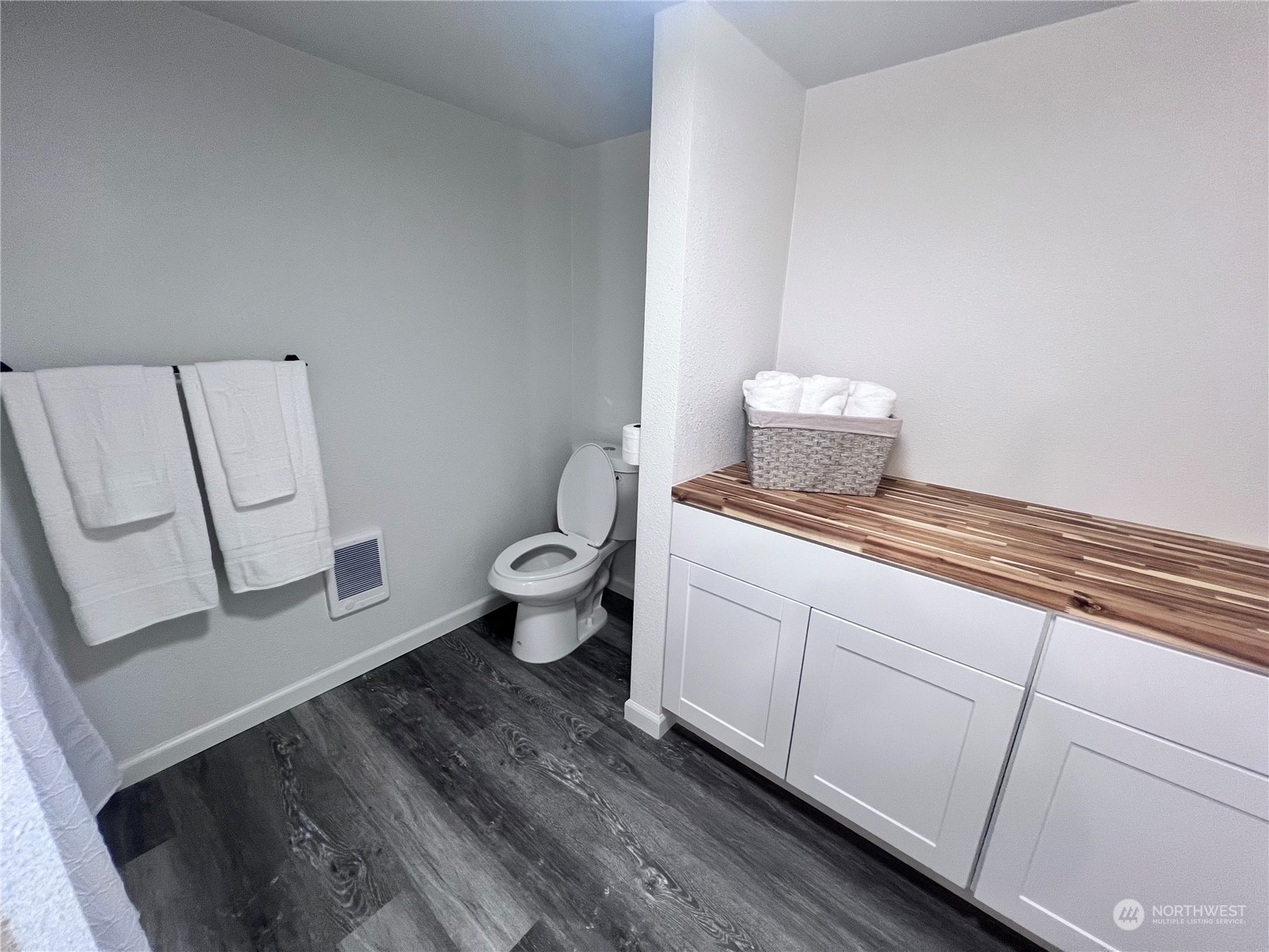 917 Calhoun Road Aberdeen, WA 98520 - Photo 18 of 37 Gallery Image 18