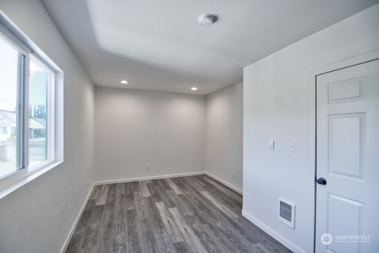 917 Calhoun Road Aberdeen, WA 98520 - Photo 24 of 37 Gallery Image 24