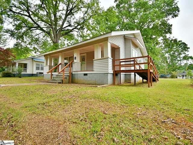 $154,900 | 215 Louisiana Street, Honea Path, SC 29654