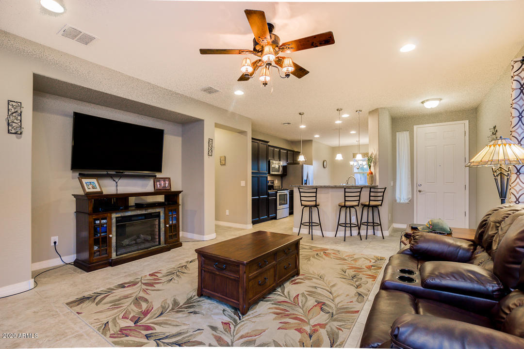 22585 West Moonlight Path Buckeye, AZ 85326 - Photo 31 of 49 26-Moonlight