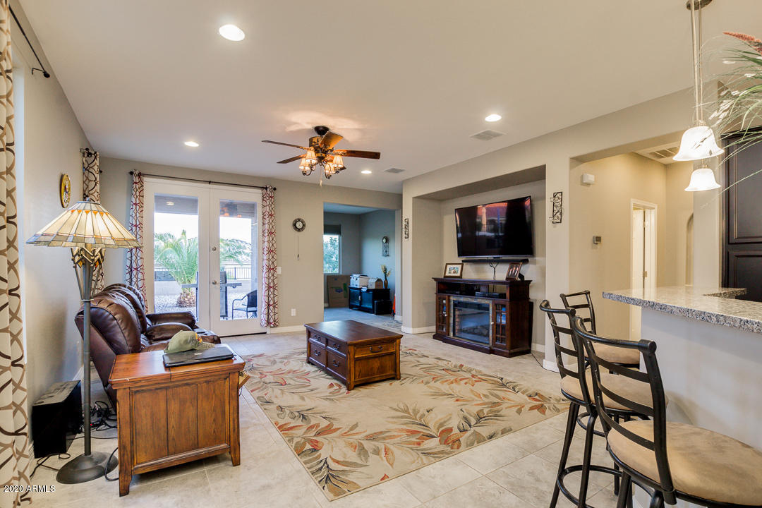22585 West Moonlight Path Buckeye, AZ 85326 - Photo 4 of 49 21-Moonlight