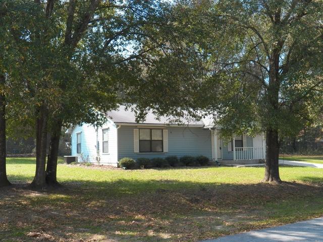 417 Cooper Street Crestview, FL 32539 - Photo 3 of 15 Gallery Image 3