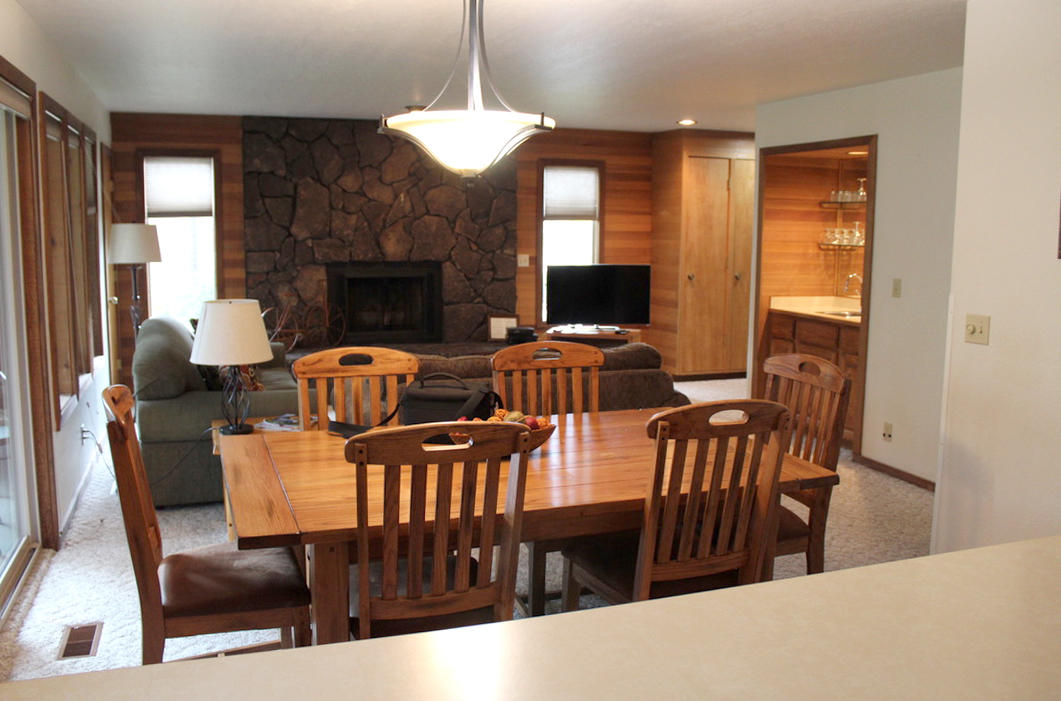 57324-11d2 Beaver Ridge Loop Sunriver, OR 97707 - Photo 7 of 20 7-lvrm