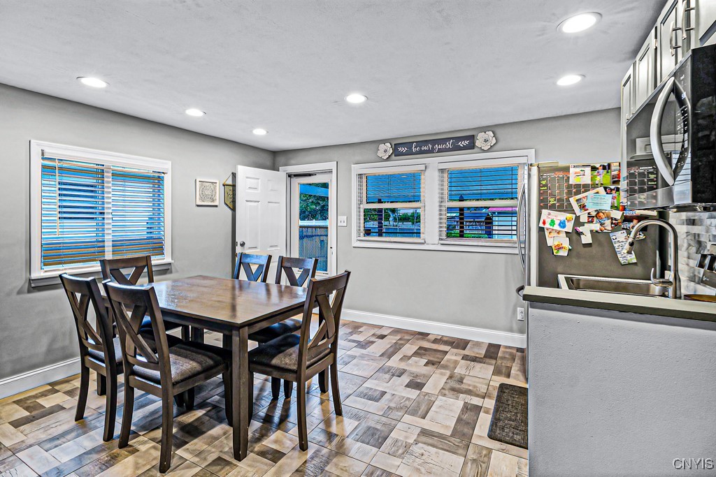 459 Euclid Road Utica, NY 13502 - Photo 3 of 29