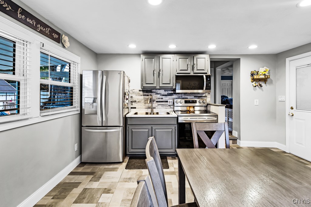 459 Euclid Road Utica, NY 13502 - Photo 8 of 29