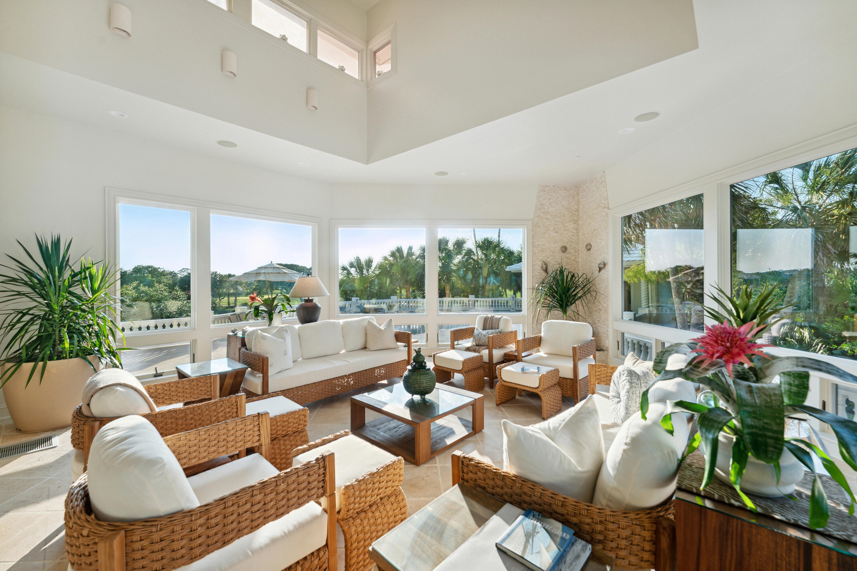 61 Ocean Point Drive Isle of Palms, SC 29451 - Photo 18 of 79 61OceanPointDr-KeenEyeMarketing-119