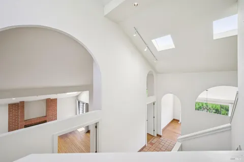 $2,400,000 | 260 Highland Avenue, San Rafael, CA 94901