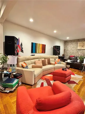 $265,000 | 3105 Ave V, Unit 2E | Sheepshead Bay