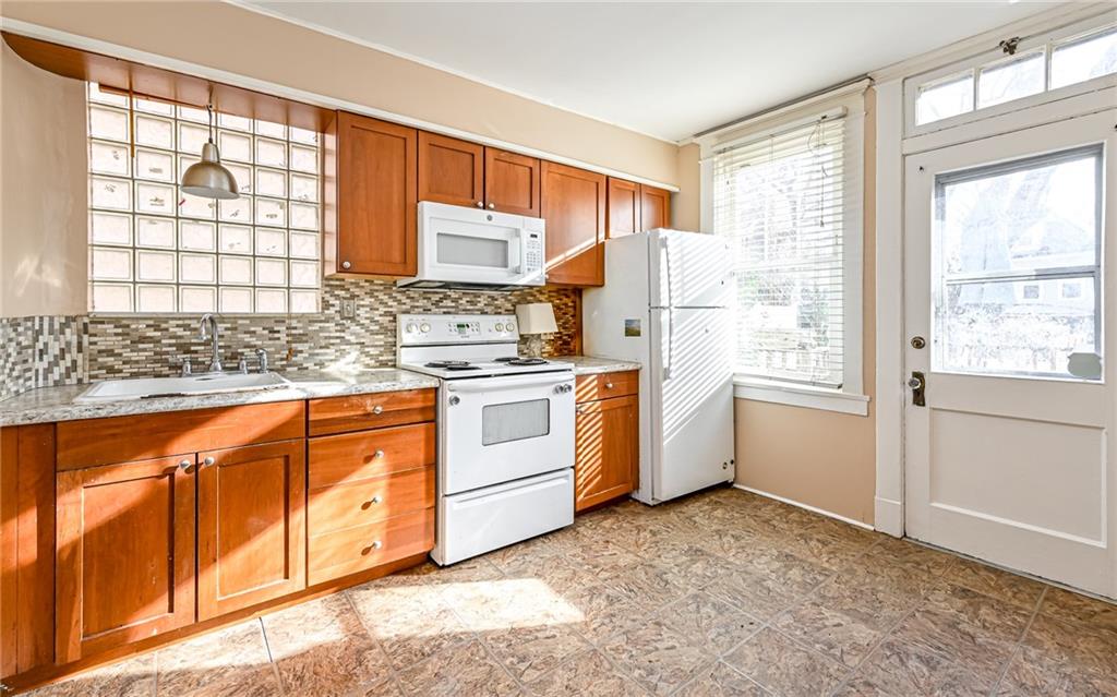 242 Breading Avenue Pittsburgh, PA 15202 - Photo 11 of 23