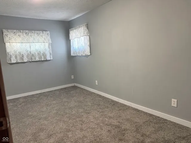 $129,900 | 501 4th Avenue, Terre Haute, IN 47807