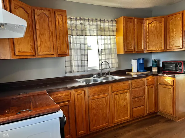 $129,900 | 501 4th Avenue, Terre Haute, IN 47807