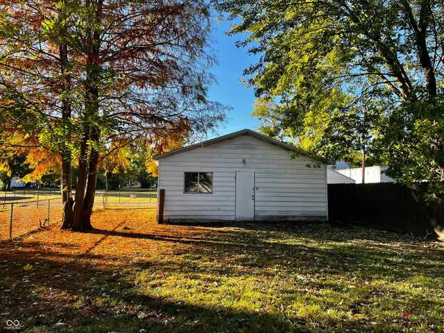 $129,900 | 501 4th Avenue, Terre Haute, IN 47807