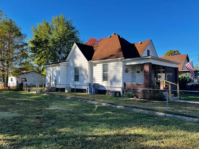 $129,900 | 501 4th Avenue, Terre Haute, IN 47807