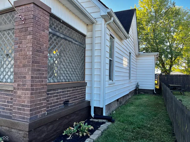 $129,900 | 501 4th Avenue, Terre Haute, IN 47807