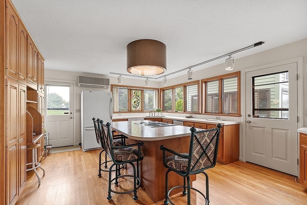 12 Jacobs Landing Danvers, MA 01923 - Photo 11 of 42