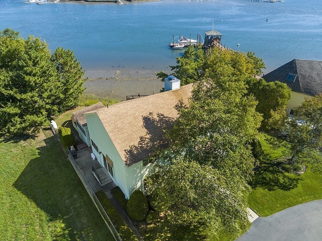 12 Jacobs Landing Danvers, MA 01923 - Photo 2 of 42