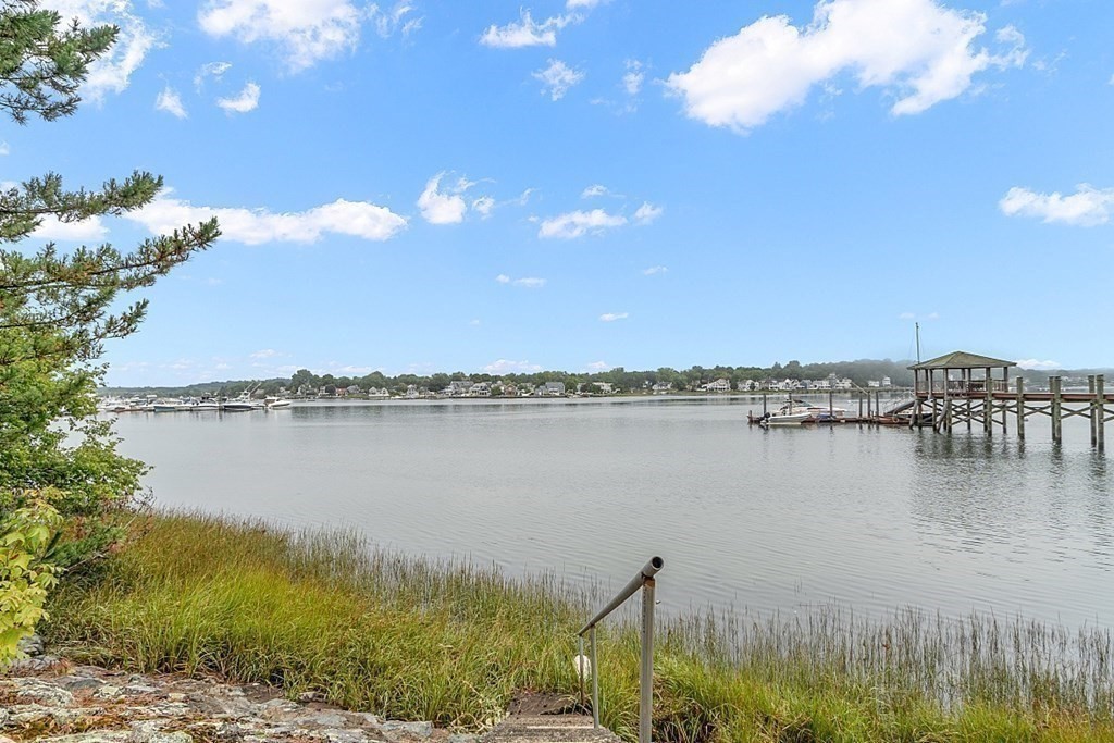 12 Jacobs Landing Danvers, MA 01923 - Photo 25 of 42