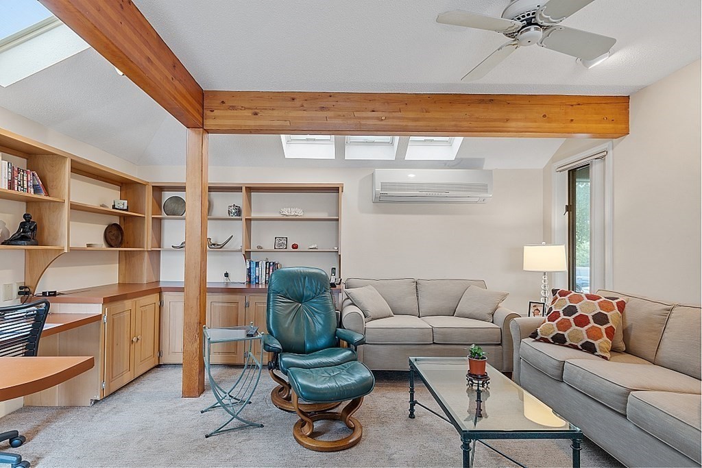 12 Jacobs Landing Danvers, MA 01923 - Photo 6 of 42