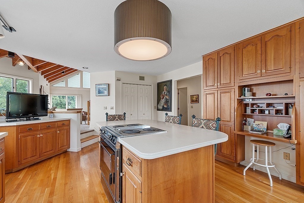 12 Jacobs Landing Danvers, MA 01923 - Photo 10 of 42