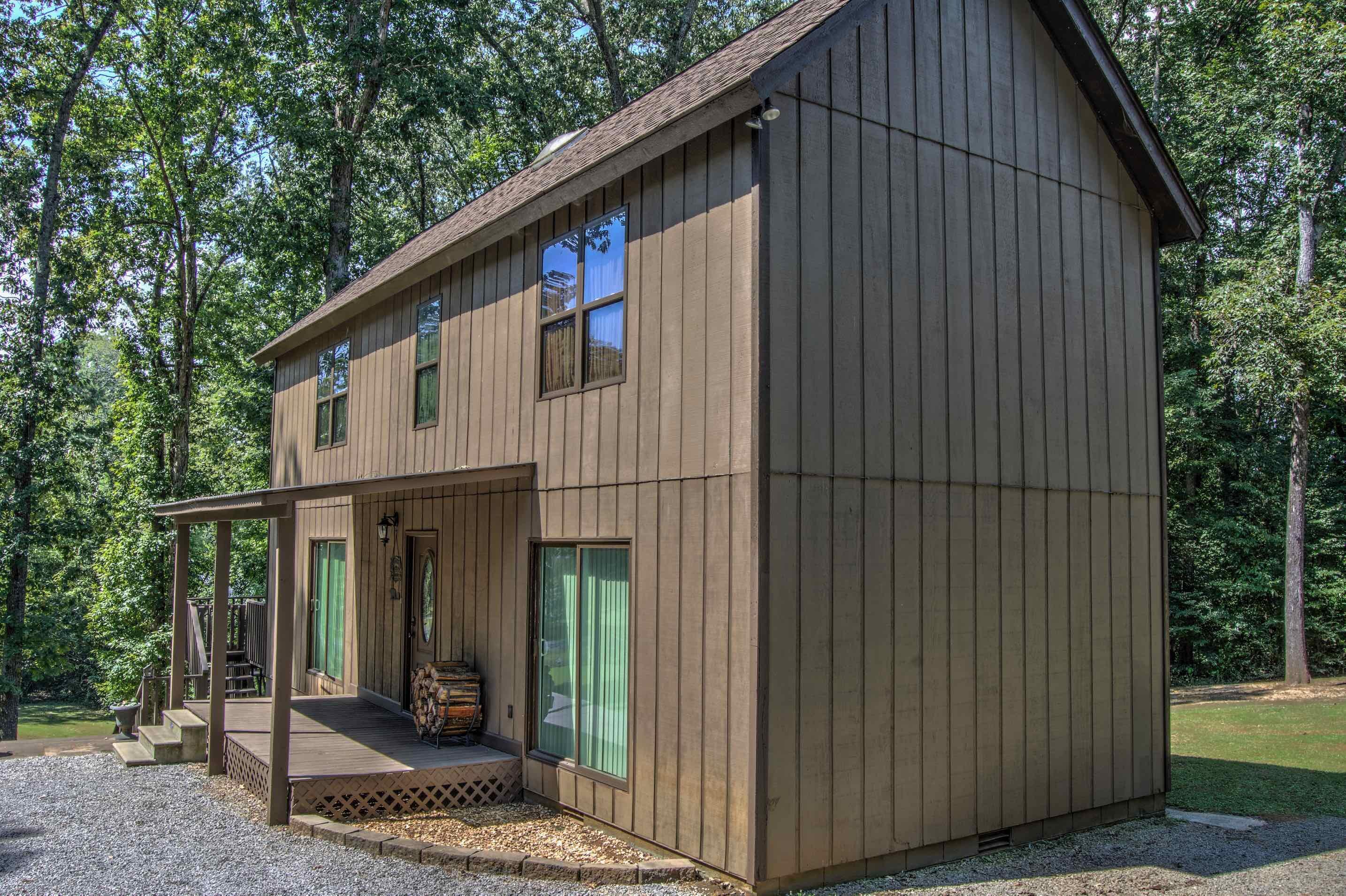 453 Cherokee Road Scottsboro, AL 35769 - Photo 4 of 44 004