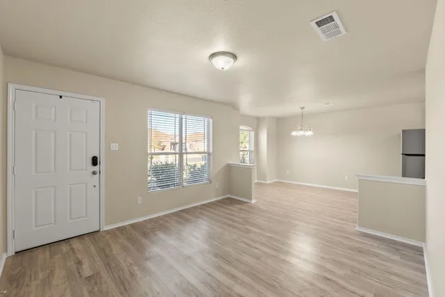 $299,900 | 137 Lignite Drive, Jarrell, TX 76537