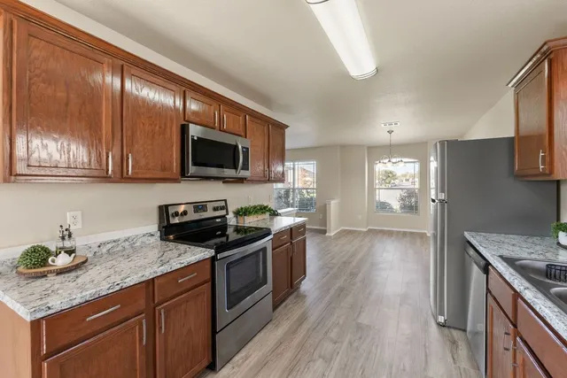 $299,900 | 137 Lignite Drive, Jarrell, TX 76537