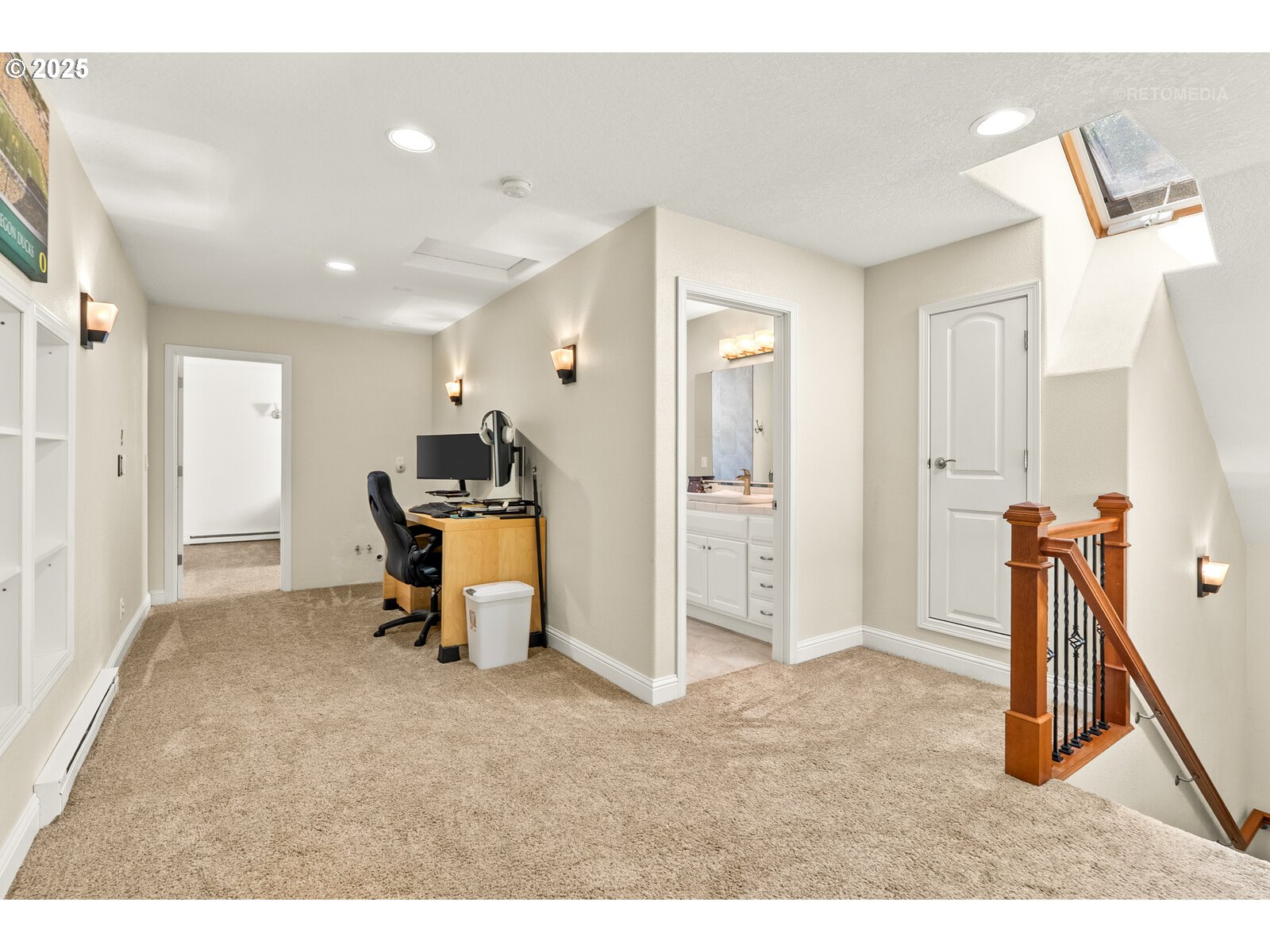 40811 Northwest Linklater Road North Plains, OR 97133 - Photo 27 of 48 a room with furniture and a gym equipment