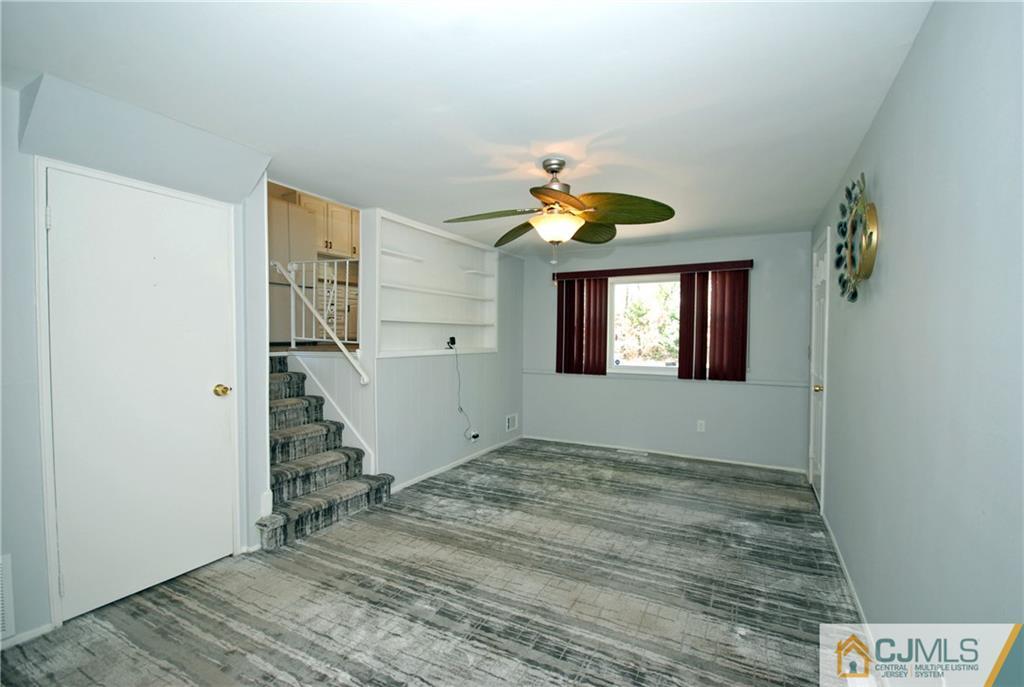 25 Barlow Road Edison, NJ 08817 - Photo 11 of 27 a view of entryway