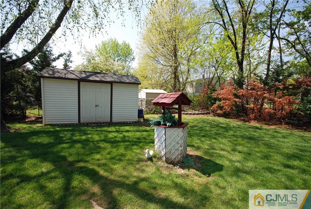 25 Barlow Road Edison, NJ 08817 - Photo 27 of 27 a garden view