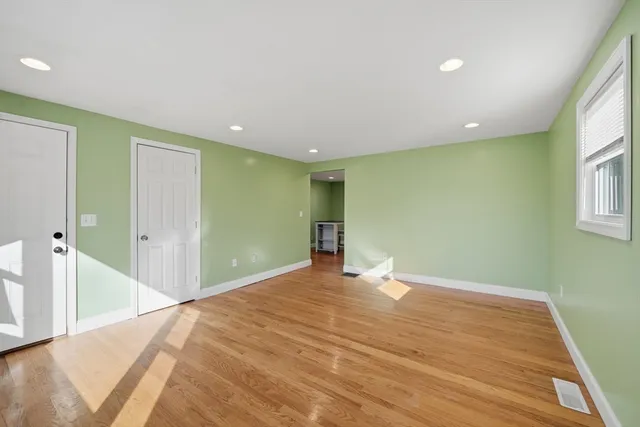 $279,900 | 30 Lively Lane, Springfield, MA 01109