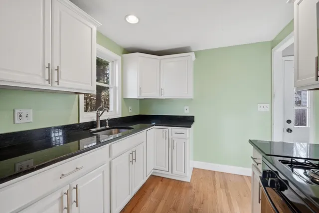 $279,900 | 30 Lively Lane, Springfield, MA 01109