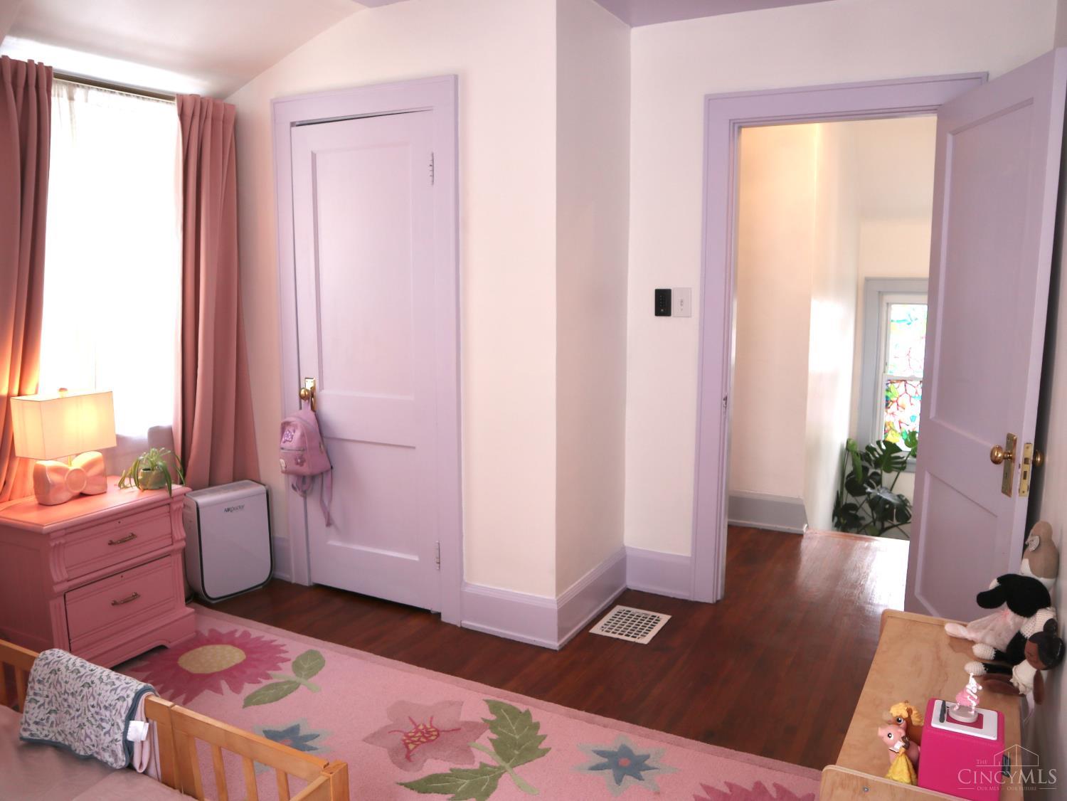 3616 Madison Road Cincinnati, OH 45209 - Photo 16 of 25