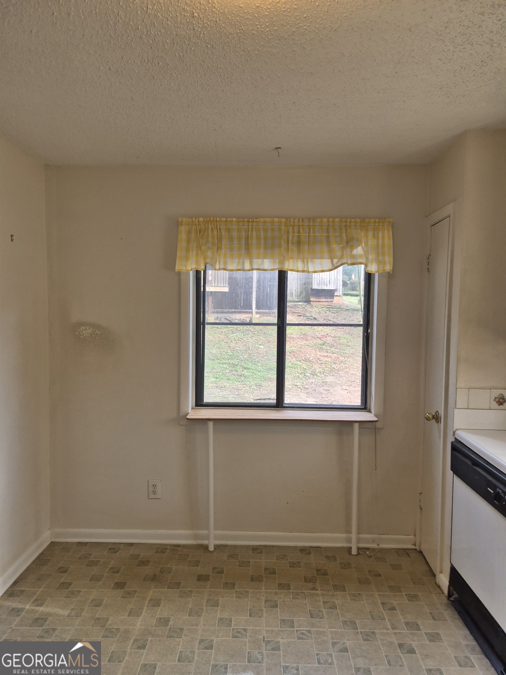 7 Quail Run Decatur, GA 30035 - Photo 9 of 19