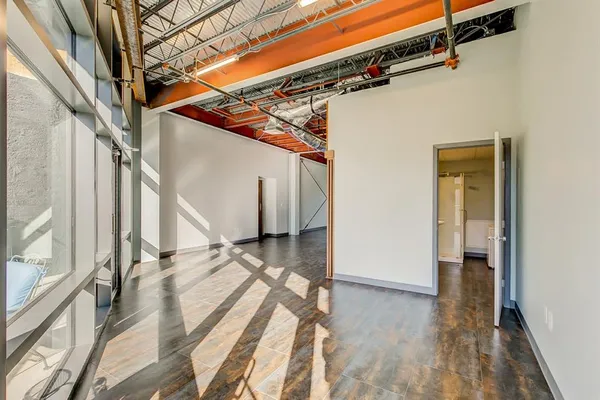$2,500 | 1006 Houston Street, Unit 300, Fort Worth, TX 76102